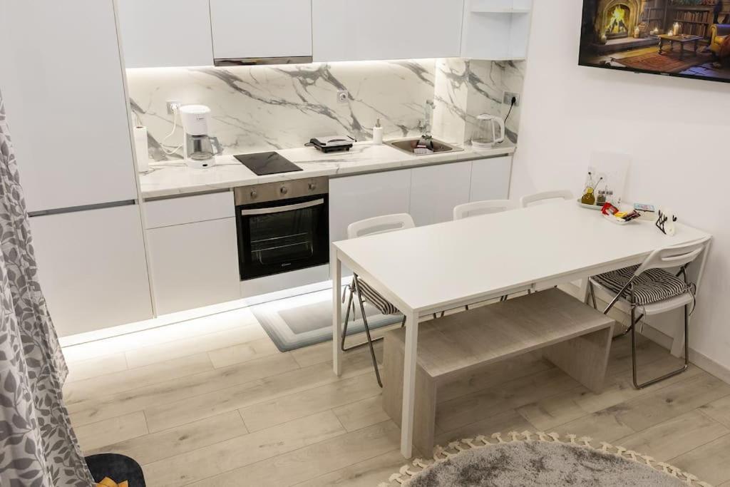 The Golden Home 1 Πειραιάς Εξωτερικό φωτογραφία