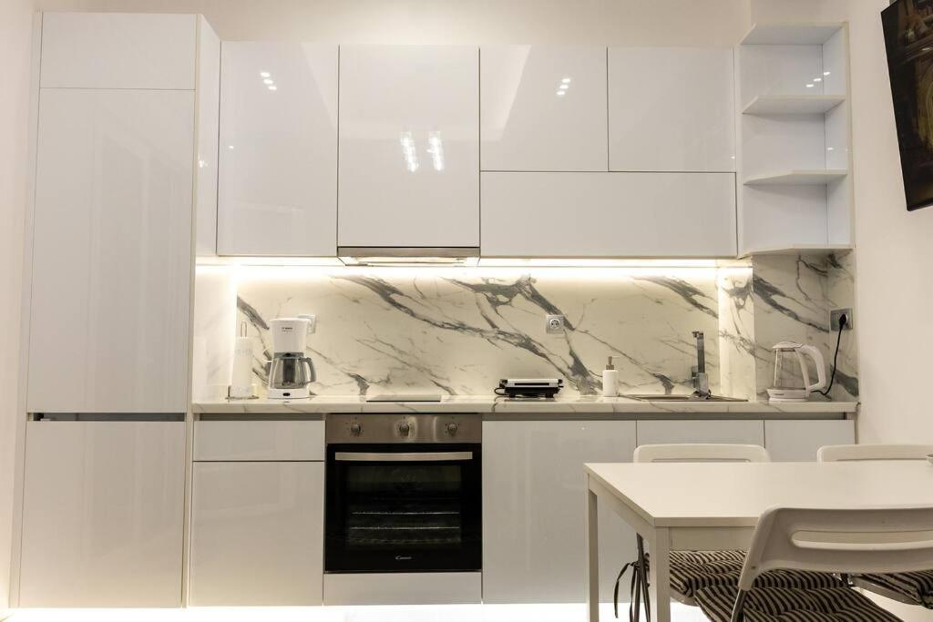 The Golden Home 1 Πειραιάς Εξωτερικό φωτογραφία