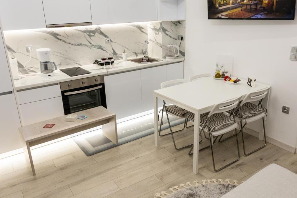 The Golden Home 1 Πειραιάς Εξωτερικό φωτογραφία