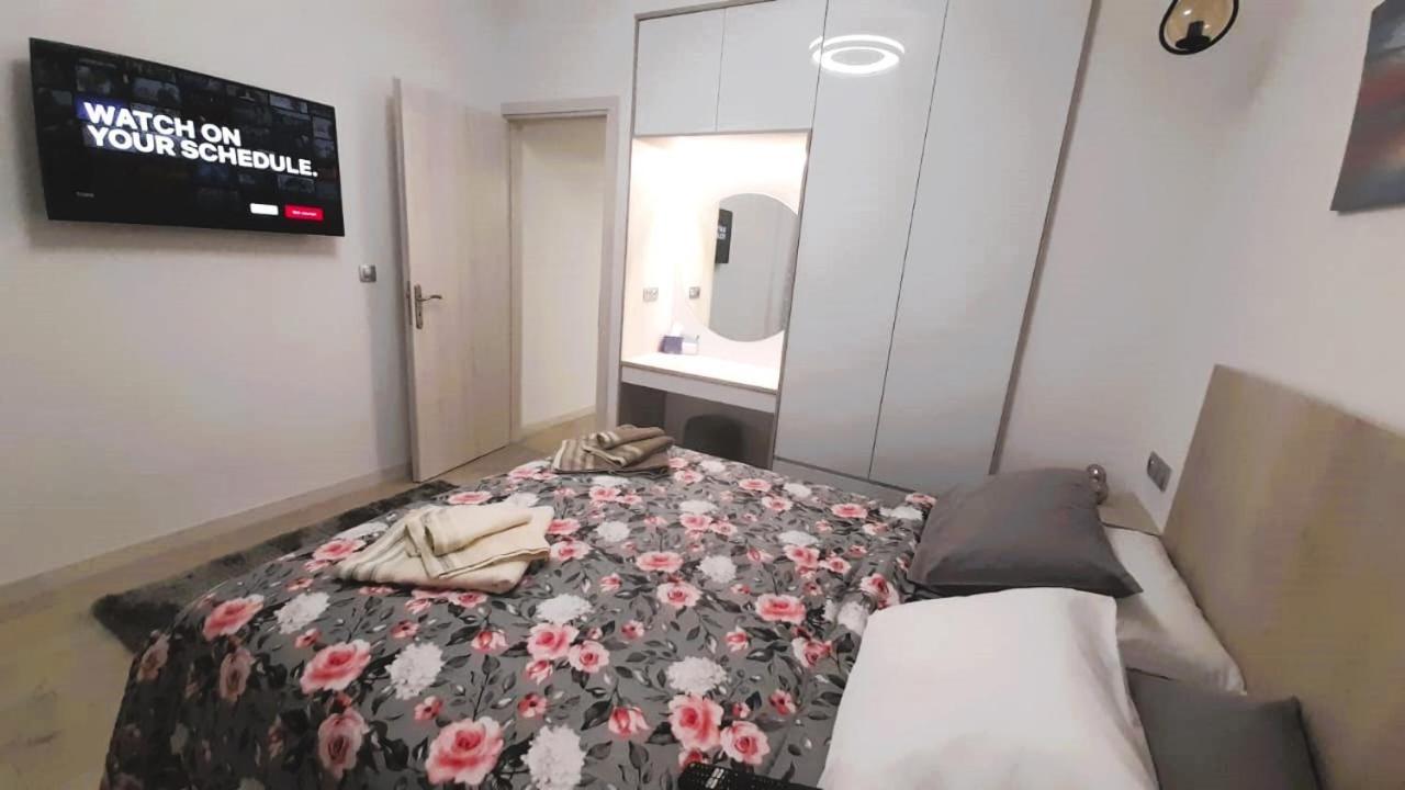The Golden Home 1 Πειραιάς Εξωτερικό φωτογραφία